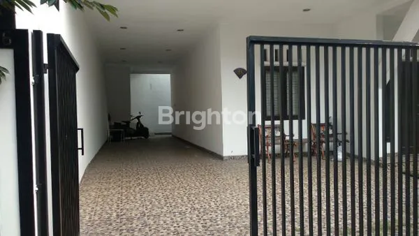 image RUMAH MEWAH DI JAGAKARSA JAKARTA SELATAN (3)