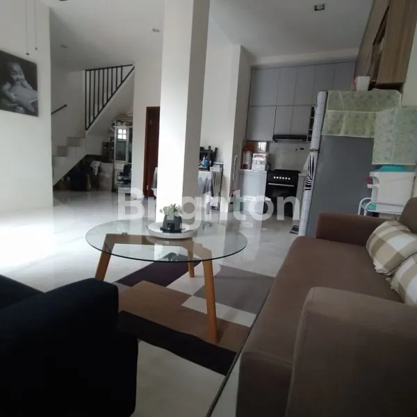 image RUMAH FURNISH 2 LANTAI DI PEMOGAN (3)