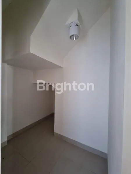 image RUMAH DOUBLE DEKKER 4+1KT LAVON 2 CLUSTER MARGONITE SIAP HUNI (8)