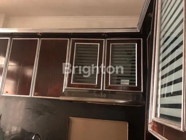 image RUMAH MEWAH DI PONDOK INDAH JAKARTA SELATAN (7)