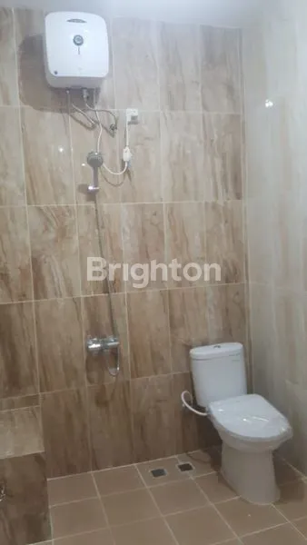 image RUMAH 2 LANTAI SIAP HUNI DAN RAPI DI KELAPA GADING HYBRIDA (4)