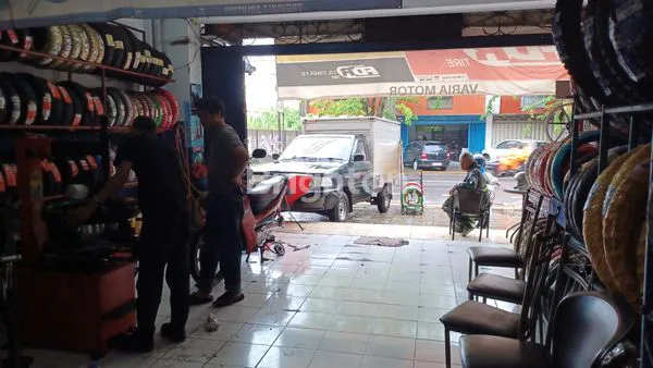 image RUKO 3 LANTAI STRATEGIS PINGGIR JALAN DENPASAR (1)