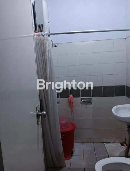 image RUMAH BAGUS DAN SIAP HUNI DI ANGGREK LOKA BSD (6)