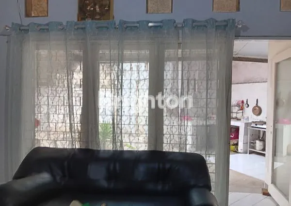 image RUMAH BAGUS DAN SIAP HUNI DI ANGGREK LOKA BSD (2)