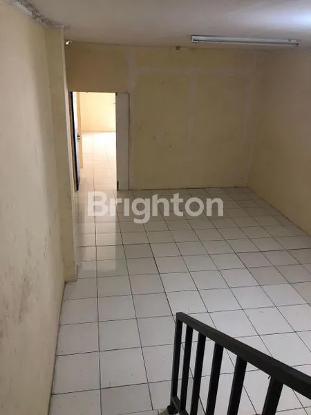 image RUKO LOKASI STRATEGIS (7)