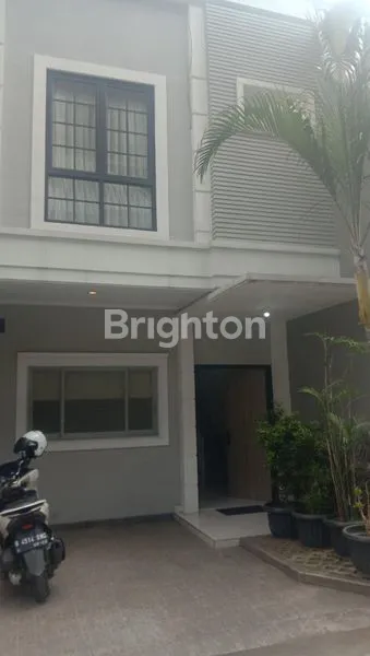 image TOWN HOUSE H. NAWI (1)