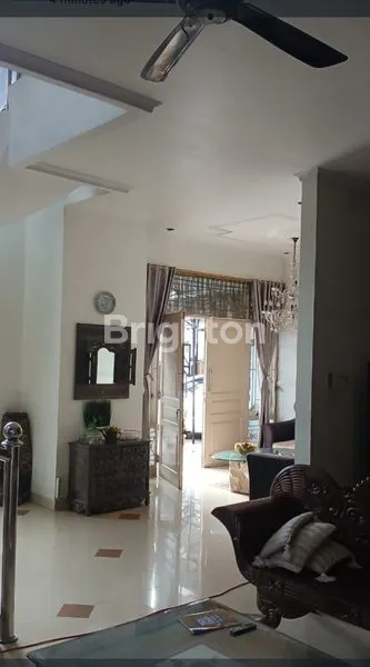 image RUMAH HOEK DI DURI KOSAMBI (2)