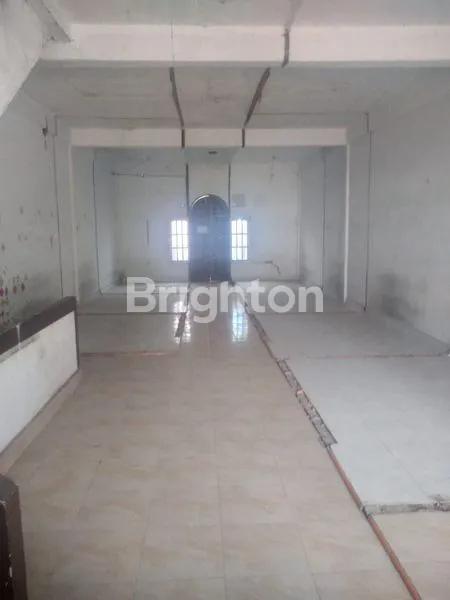 image RUKO MULTIFUNGSI 3 LANTAI FULL KERAMIK (4)