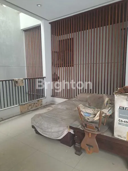 image RUMAH BAGUS DAN MEWAH 2 LANTAI KARTINI (5)