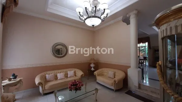 image RUMAH 2 LT SIAP HUNI RUANGAN LUAS LAGUNA REGENCY PAKUWON CITY (4)