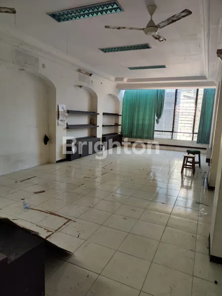 image RUKO 4 LANTAI DI JALAN GEMBONG SURABAYA  (5)