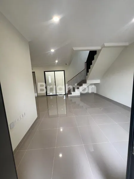 image RUMAH BRAND NEW CLUSTER CARSON GADING SERPONG (2)