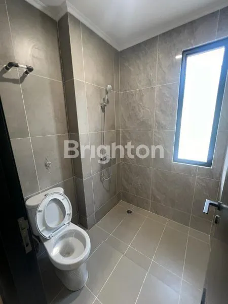 image RUMAH BRAND NEW CLUSTER CARSON GADING SERPONG (7)