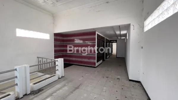 image SEWA RUKO 3 LANTAI PUSAT KOTA BLITAR (6)