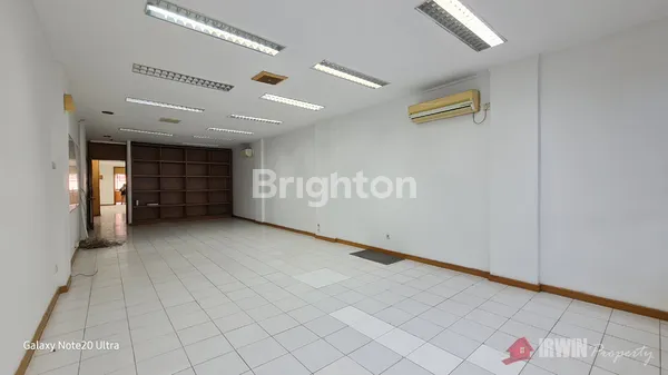 image RUKO GANDENG 4 LANTAI DI PANGERAN JAYAKARTA (5)