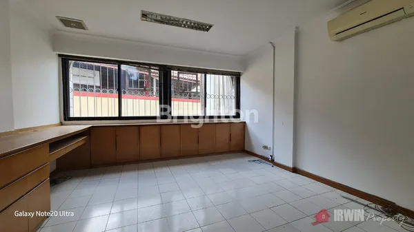 image RUKO GANDENG 4 LANTAI DI PANGERAN JAYAKARTA (7)