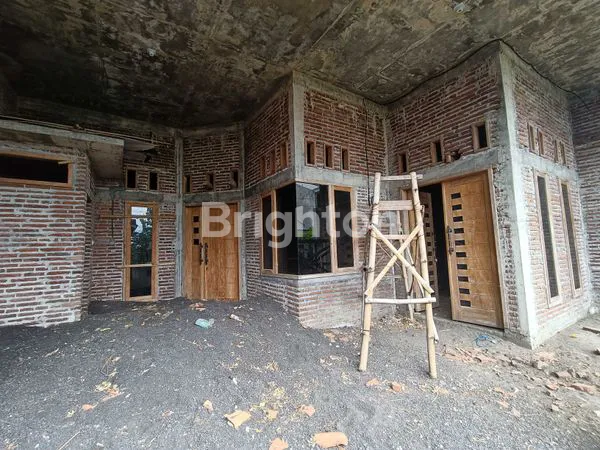 image RUMAH HOOK 2LANTAI BUTUH REHAB SUKODONO (2)