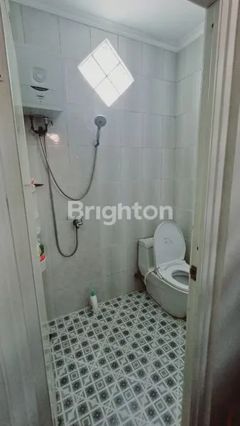 image DIJUAL RUMAH DI JALAN KARTINI JAKARTA PUSAT (3)