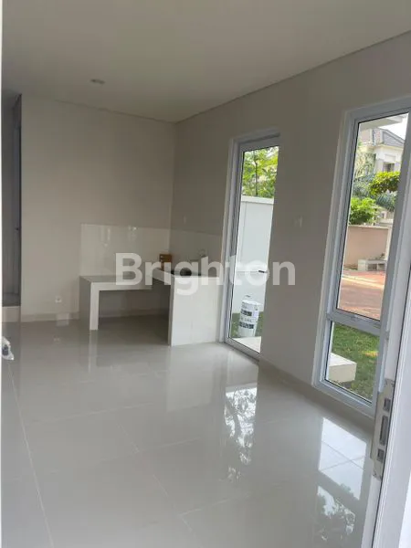 image RUMAH CANTIK 2 LT SIAP HUNI CLUSTER KARELIA VILLAGE GADING SERPONG (6)