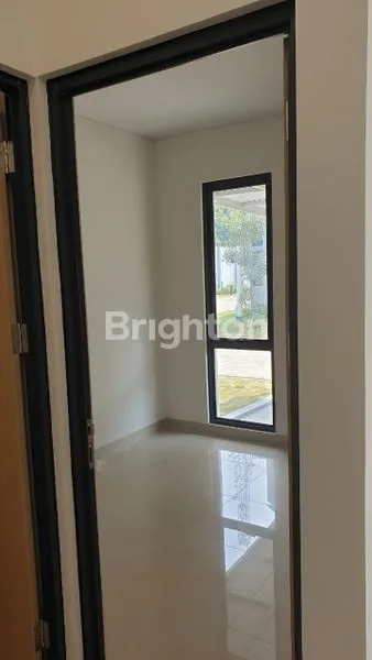 image RUMAH BARU MINIMALIS YUTHICA BSD SIAP HUNI (2)