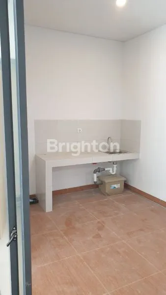 image RUMAH BARU MINIMALIS YUTHICA BSD SIAP HUNI (4)