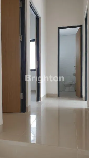 image RUMAH BARU MINIMALIS YUTHICA BSD SIAP HUNI (5)