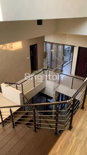 image RUMAH DI JUAL DI POROS KOTA! (8)