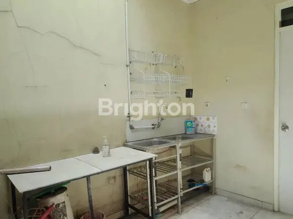 image RUMAH USAHA SIMPANG DARMO PERMAI SELATAN  (6)