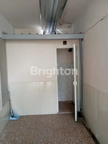 image RUMAH SECOND SIAP HUNI DEKAT UNAIR, STASIUN GUBENG COCOK BUAT KOST (6)
