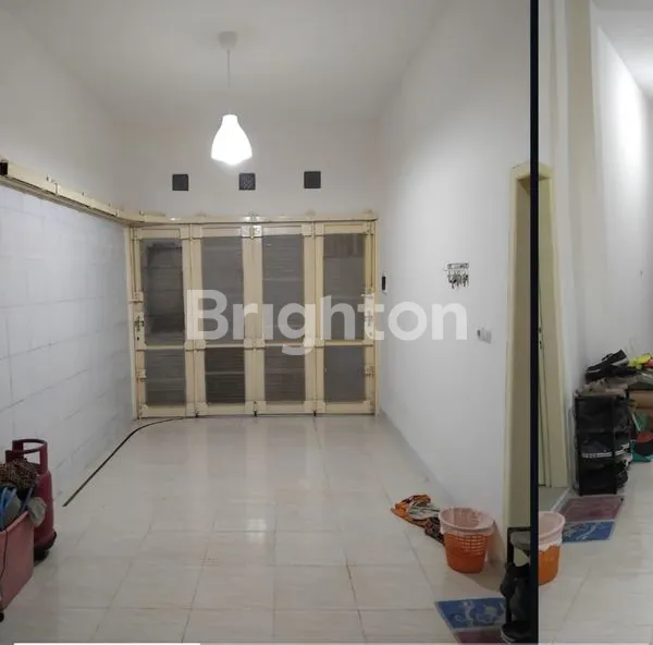 image RUMAH 1,2 LANTAI SIAP HUNI DI PERUMAHAN NIRWANA EKSEKUTIF PANDUGO SURABAYA (4)