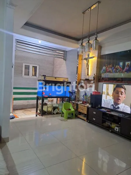 image RUMAH CLUSTER SEVILLA BSD  2 LANTAI MURAH BANGET (5)