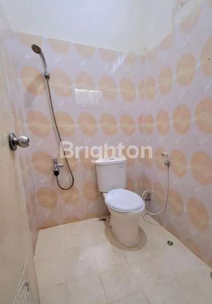 image RUMAH STRATEGIS 3 KT SIAP HUNI DI PADEMANGAN, JAKARTA UTARA DEKAT JALAN RAYA (2)