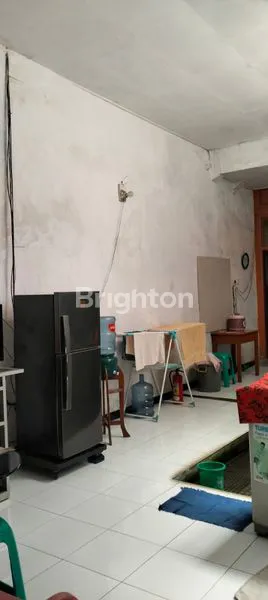 RUMAH PUSAT KOTA CIREBON, DEKAT PASAR KANOMAN, BEBAS BANJIR, DEKAT PELABUHAN