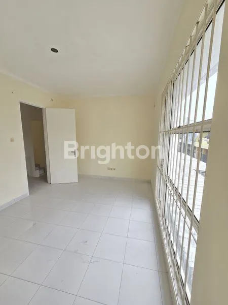 image RUMAH HOOK PORIS PARADISE (3)