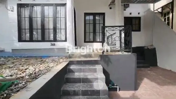 image RUMAH BESAR SIAP HUNI NON FURNISH (2)