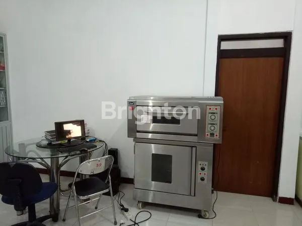 image RUMAH 1 LANTAI SIAP HUNI DI PERUMAHAN PONDOK NIRWANA PANJANG JIWO SURABAYA  (5)