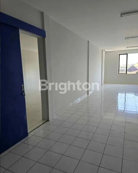 image RUKO TIGA LANTAI LOKASI PREMIUM JALAN UTAMA PUSAT BISNIS DENPASAR TIMUR (5)