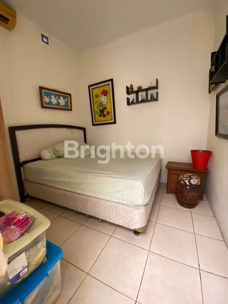 image RUMAH CANTIK 2,5 LANTAI SEMI FURNISH DI BUMI BINTARO PERMAI (3)