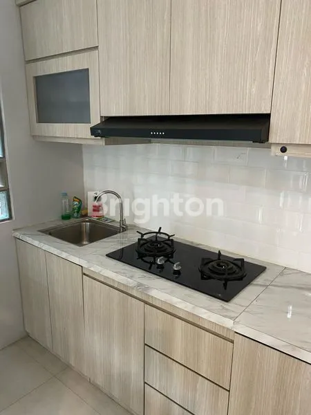 image RUMAH BARU MODERN DAN SIAP HUNI LOKASI STRATEGIS (8)