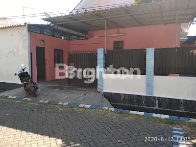 image RUMAH POJOK UNTUK USAHA DAN TEMPAT TINGGAL (15)