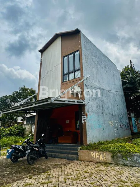 image RUKO DENGAN HARGA TERJANGKAU LOKASI STRATEGIS DI SERPONG PARK BSD (2)