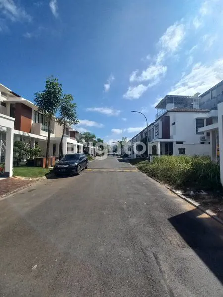 image RUMAH 2 LANTAI GRAND ORCHID TENGAH KOTA BATAM CENTRE (2)