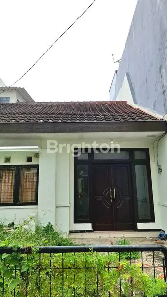 image RUMAH STANDAR 1 LANTAI DI PBI ARAYA (1)