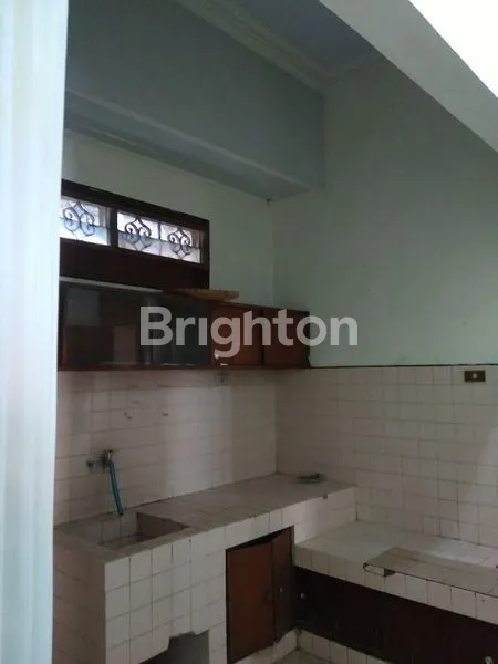 image RUMAH LAMA TERAWAT, LOKASI KOTA TEGAL (7)