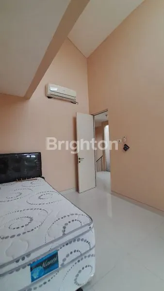 image RUMAH TERAWAT DAN SIAP HUNI 2 LANTAI DI GRAND PAKUWON (6)