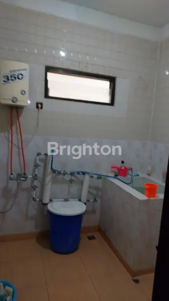 image RUMAH TYPE HOOK DI NGAGEL SURABAYA (4)