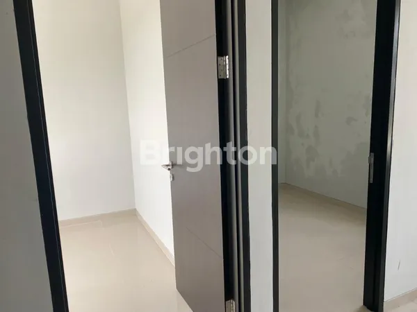 image RUMAH 2 LANTAI DI PANTAI MENTARI KENJERAN SURABAYA (1)