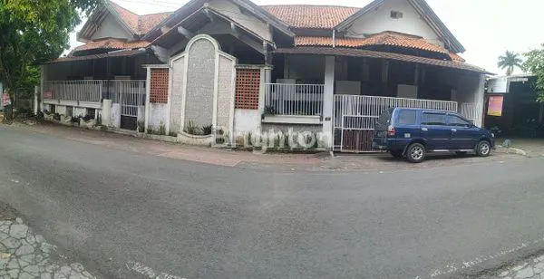 RUMAH, LOKASI STRATEGIS, SIAP HUNI