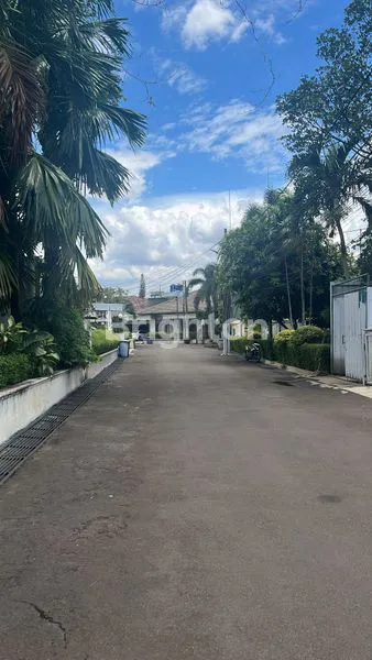 image RUMAH ASRI DI CIPETE SELATAN (5)