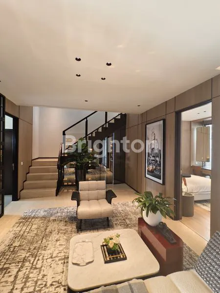 image RUMAH MEWAH 3 LANTAI LOKASI STRATEGIS & INVESTASI MENJANJIKAN (2)